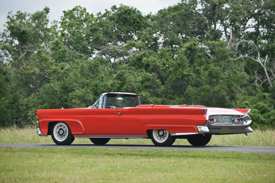  Lincoln Continental Mk III Convertible 1958 года  (фото 2 из 25)